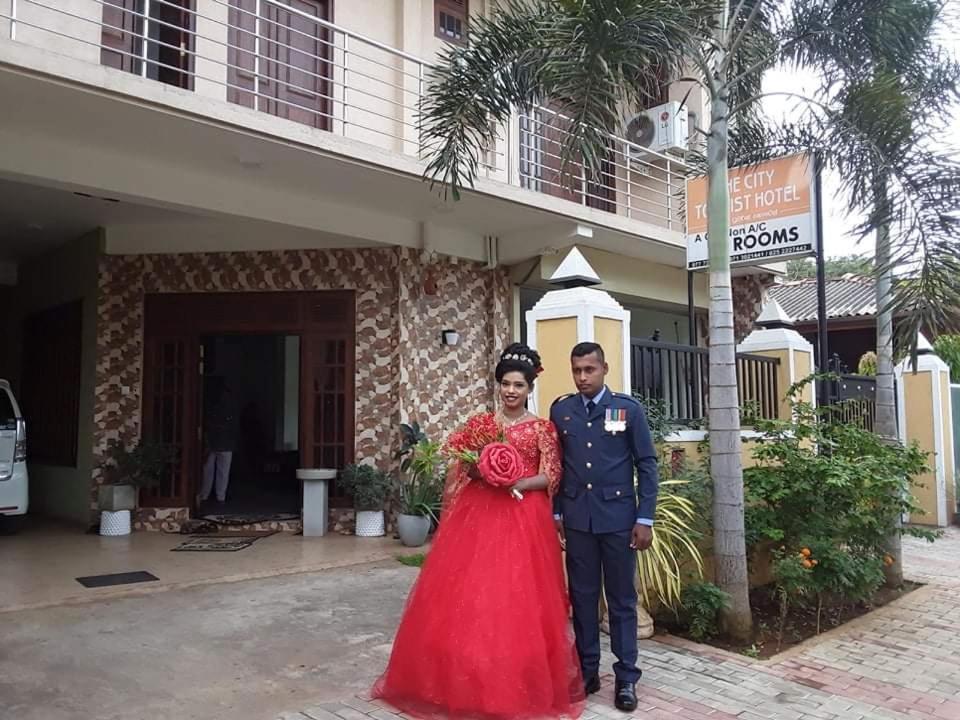 The City Tourist Hotel Anuradhapura Buitenkant foto